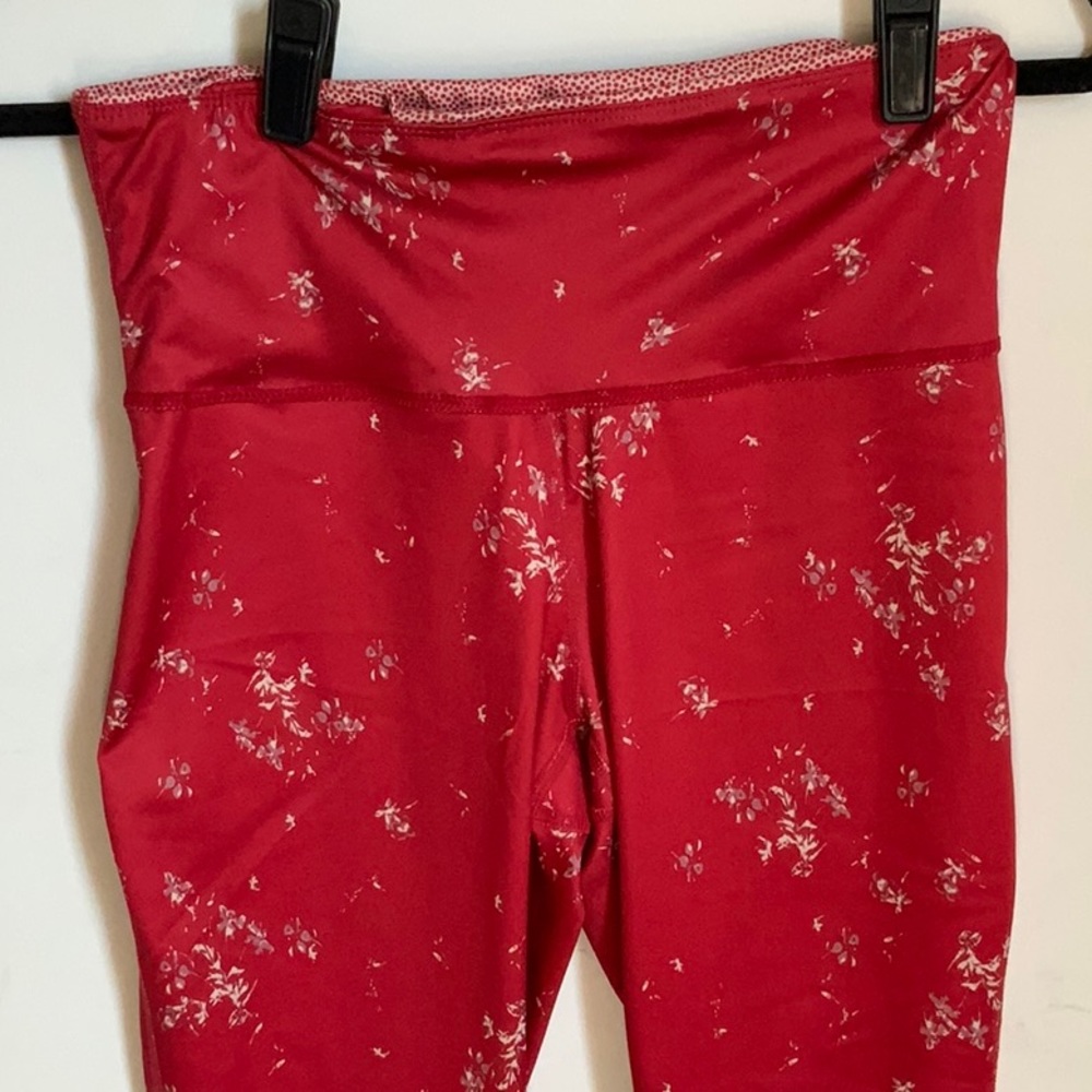 Max Studio Performance Reversible Legging | red | medium